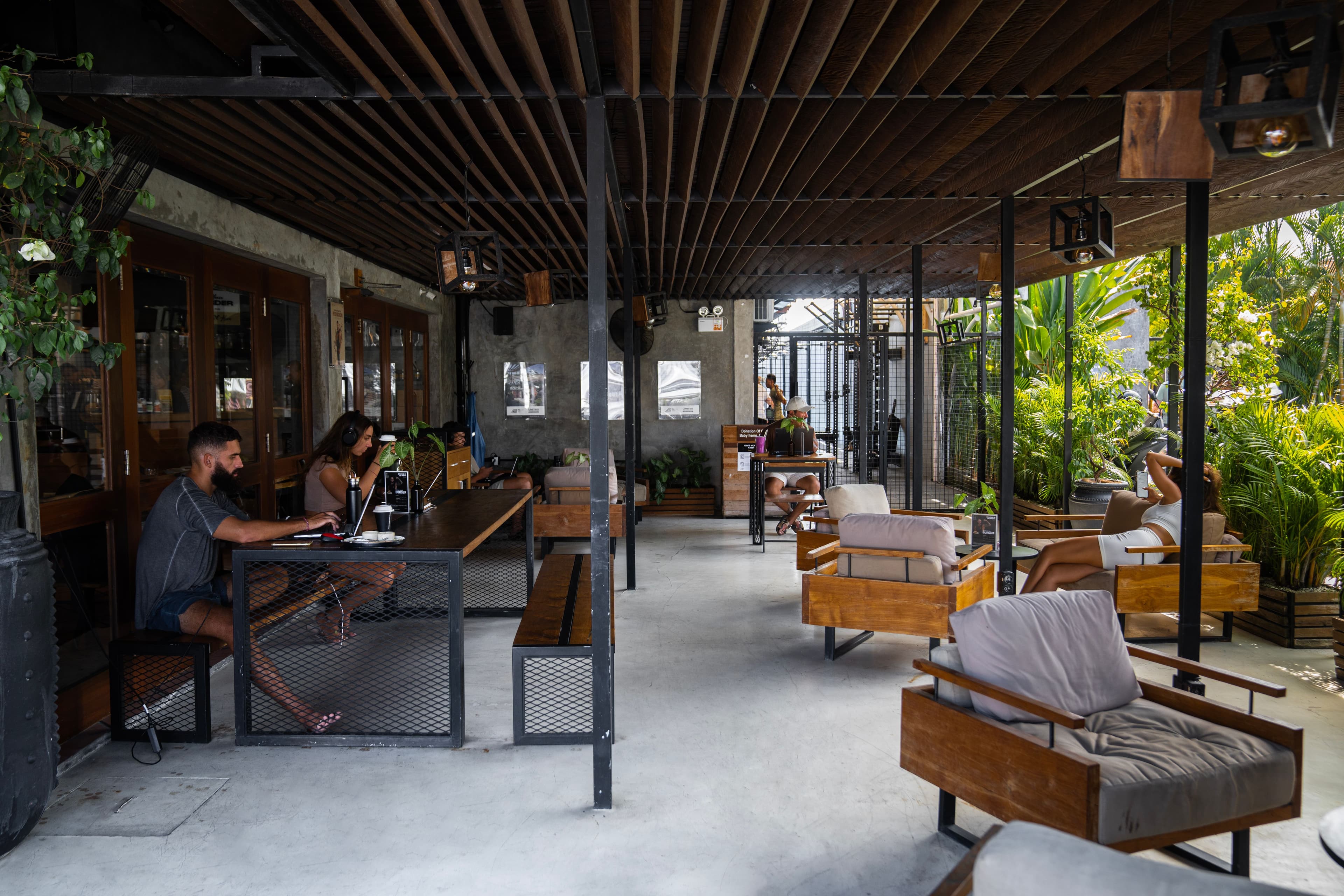 Fuel your fitness: Nutritional tips and healthy eating at Body Factory Bali’s Cafe